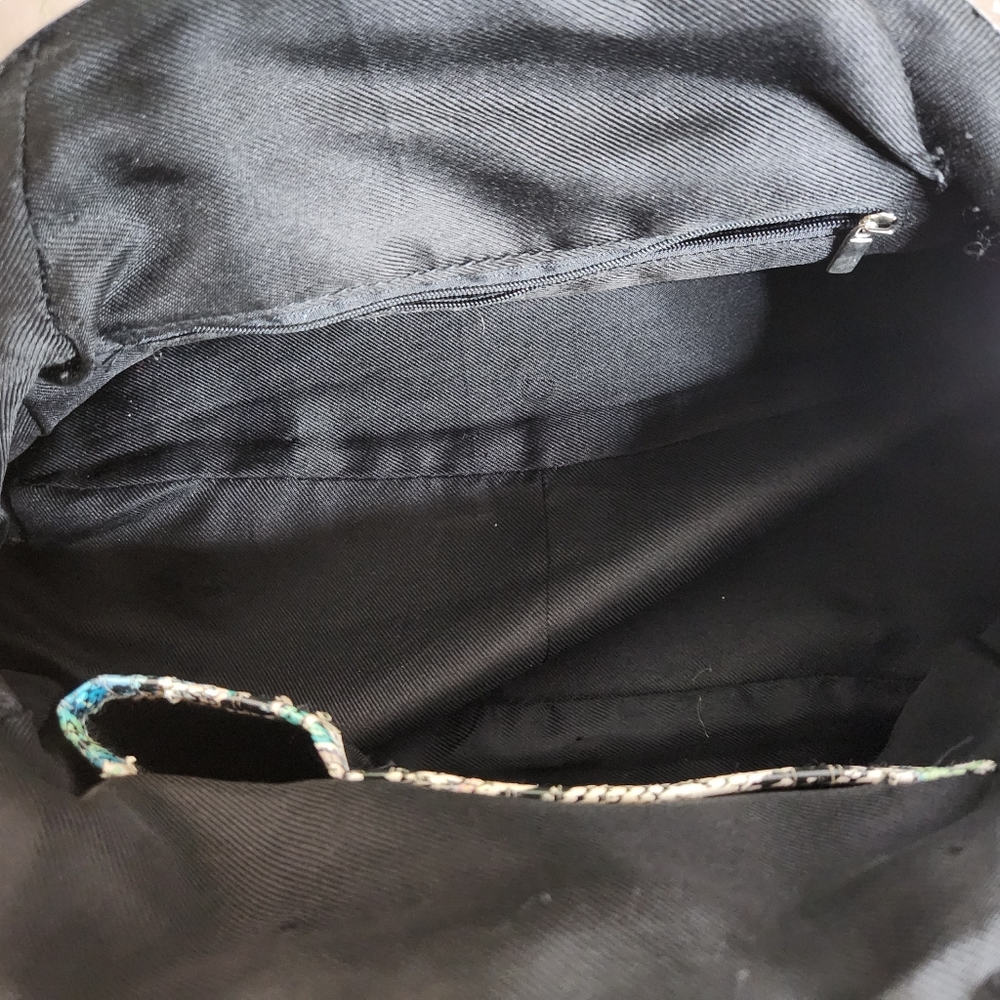 Purse - Picture 5 of 6